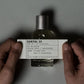 Santal 33 " No huele a perfume común. Huele a presencia." Para hombres y mujeres